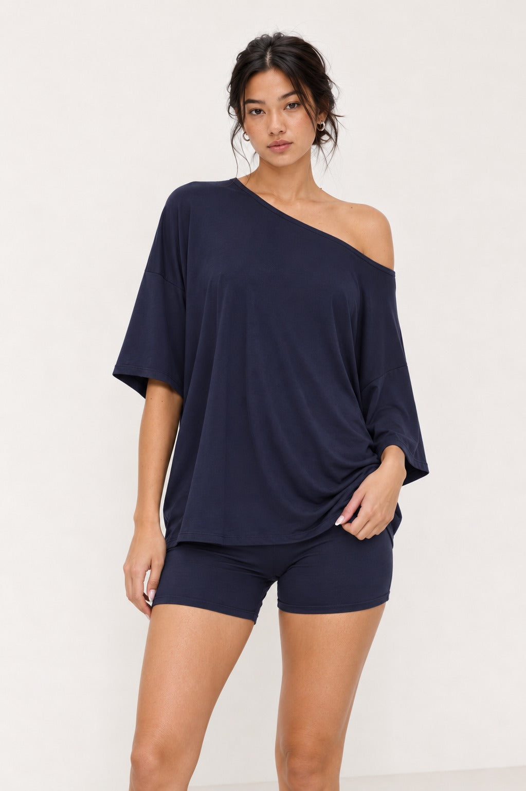 Senne Set in Navy blue, front view