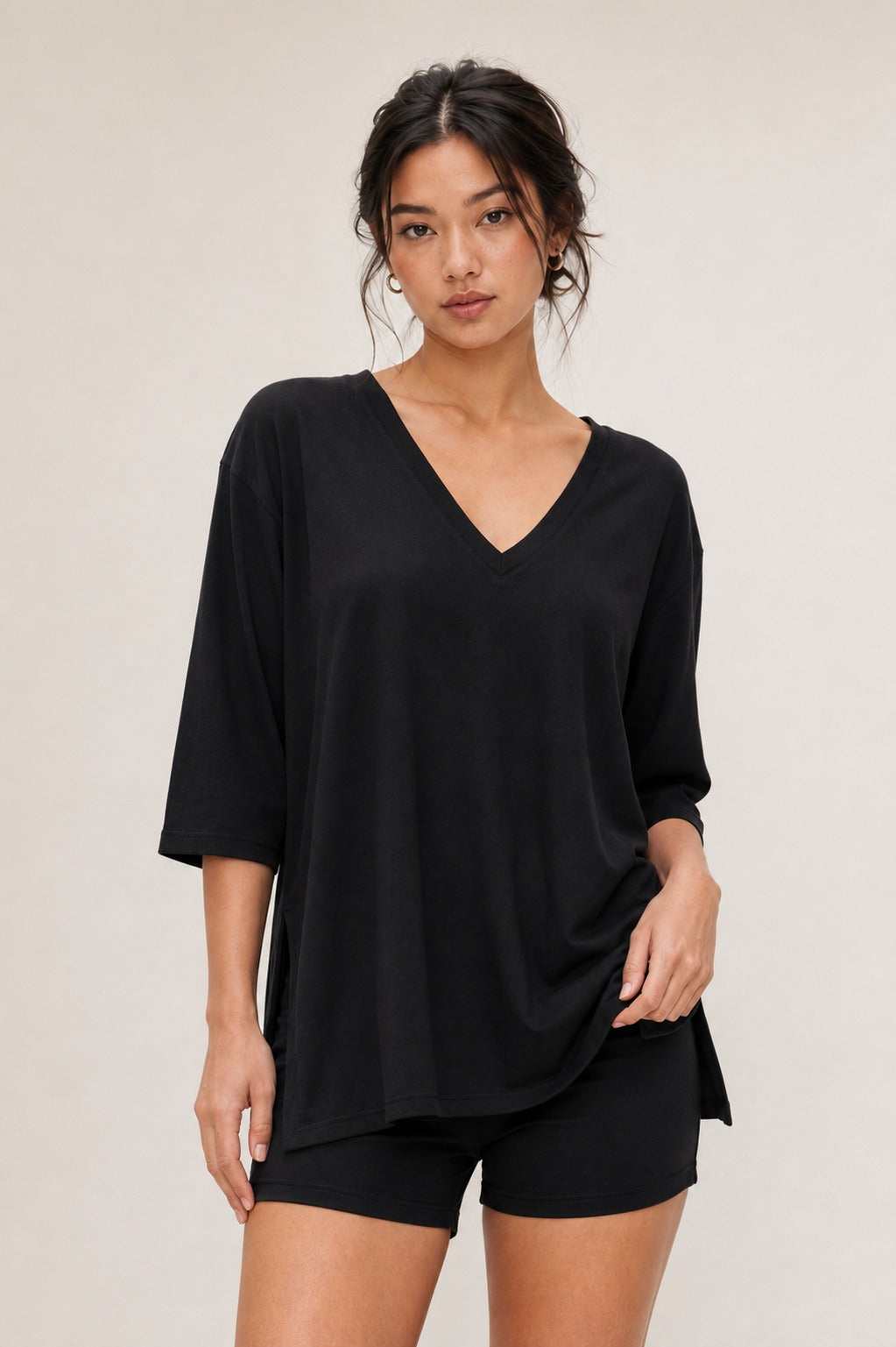 Ilva Set in Black, front view