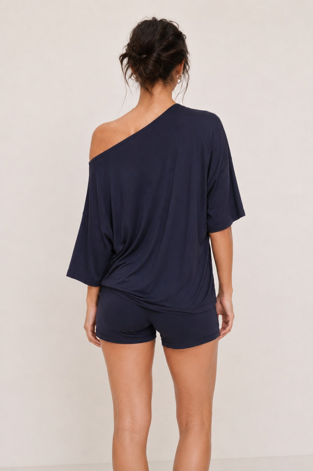 Senne Set in Navy blue, back view