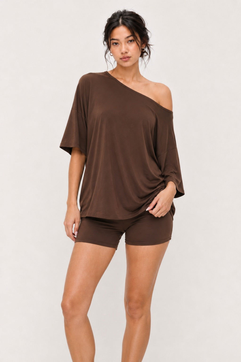 Senne Set in Brown, front view